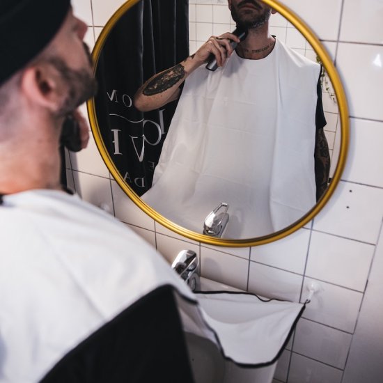 Barberforklæde - Shaving Apron - Klik på billedet for at lukke