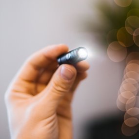 Mini lommelygte USB - vandtæt