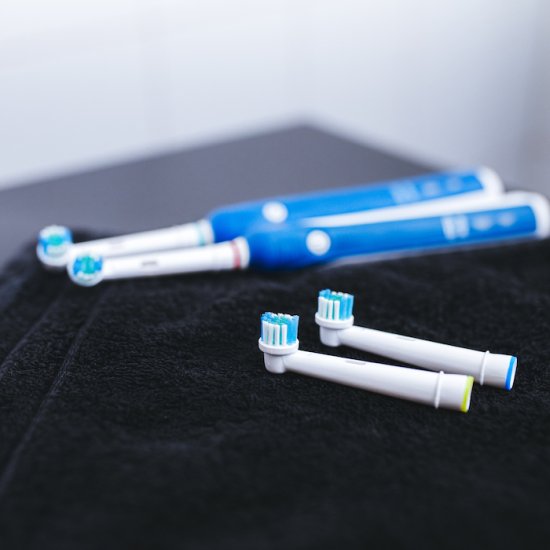 Tandborsthuvuden till Oral-B (12-pack) - Klik på billedet for at lukke