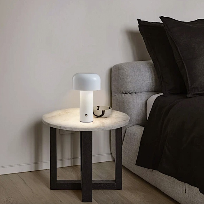 Trådløs bordlampe med dæmper