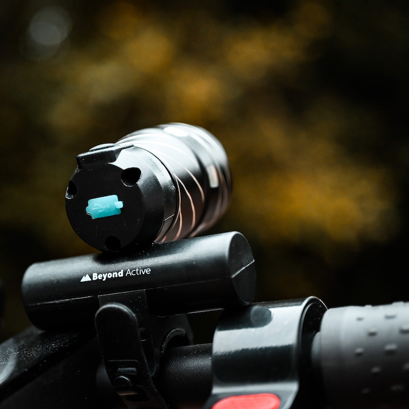 Kraftig LED cykellygte - 1000 lumen