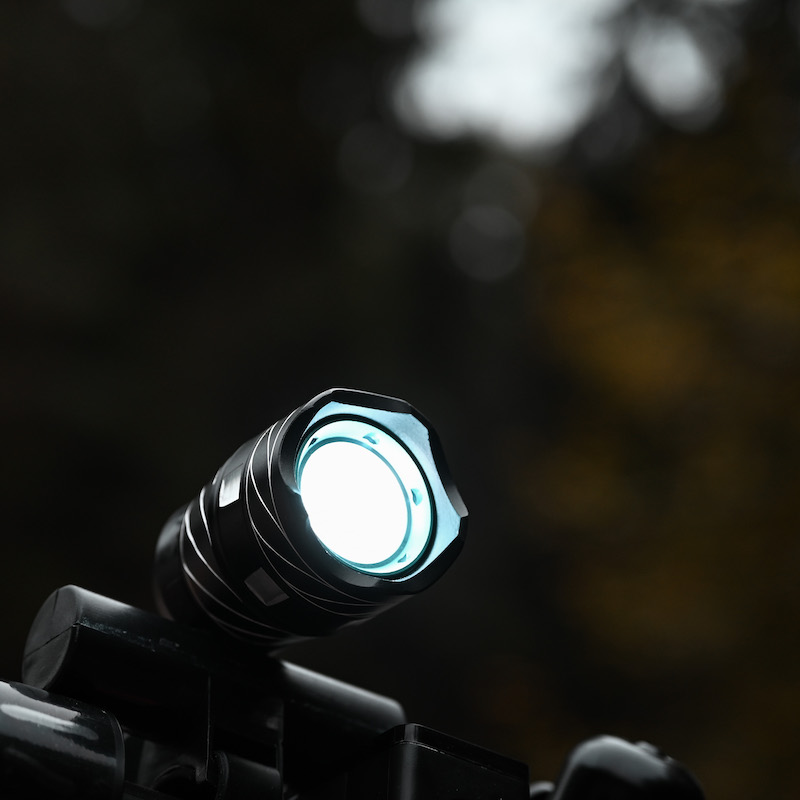 Kraftig LED cykellygte - 1000 lumen
