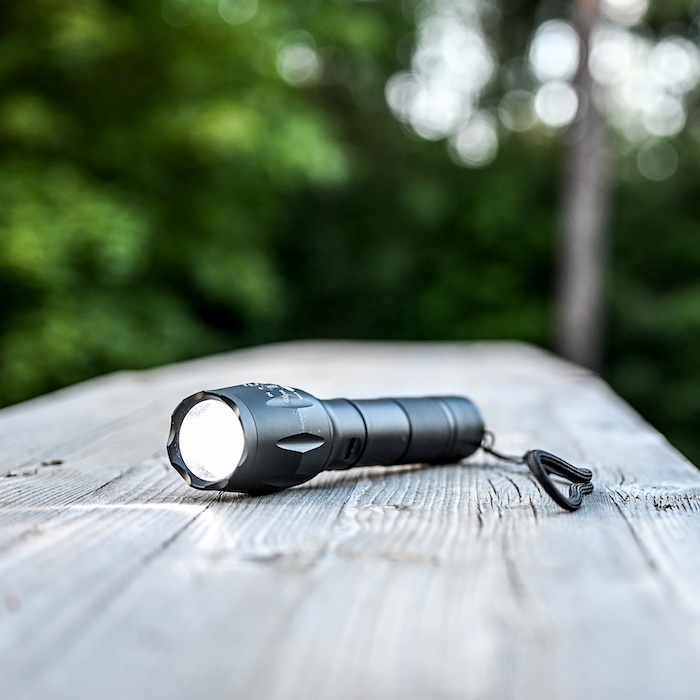 LED lommelygte - genopladelig (USB)